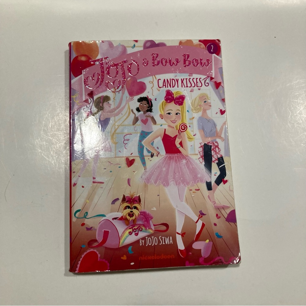 Jojo Siwa book set - Picture 5 of 8